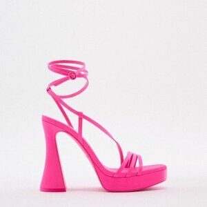 NWT ZARA STRAPPY CHUNKY PLATFORM HEELED SANDALS FUSCHIA, 38
